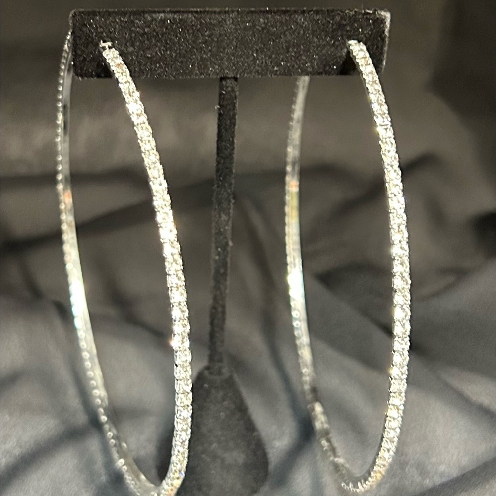 Elegant faux diamond Hoop Earrings - Picture 2 of 10
